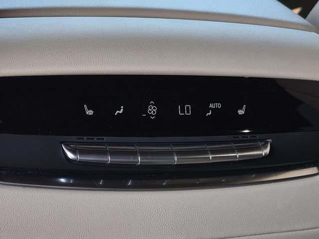 Used 2021 Cadillac Escalade Premium Luxury w/ Performance Package RWD image 26