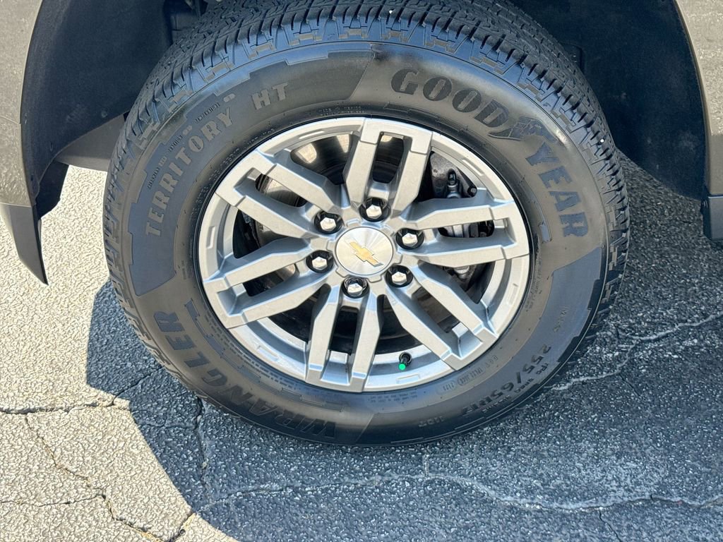 Used 2023 Chevrolet Colorado LT w/ LT Convenience Package image 12