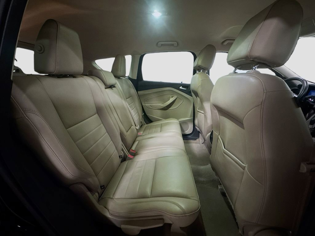 Used 2016 Ford Escape SE w/ SE Leather Comfort Package image 30