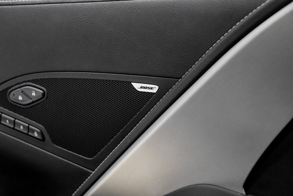 Used 2015 Chevrolet Corvette Z06 w/ 2LZ Preferred Equipment Group image 32