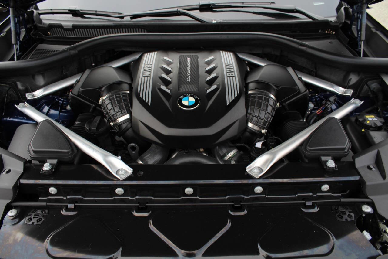 Used 2023 BMW X5 M50i w/ Climate Comfort Package image 32