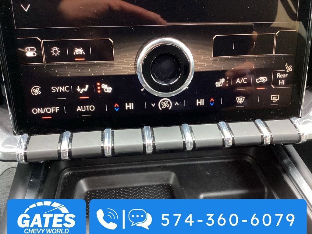 Used 2025 GMC Acadia Elevation image 21