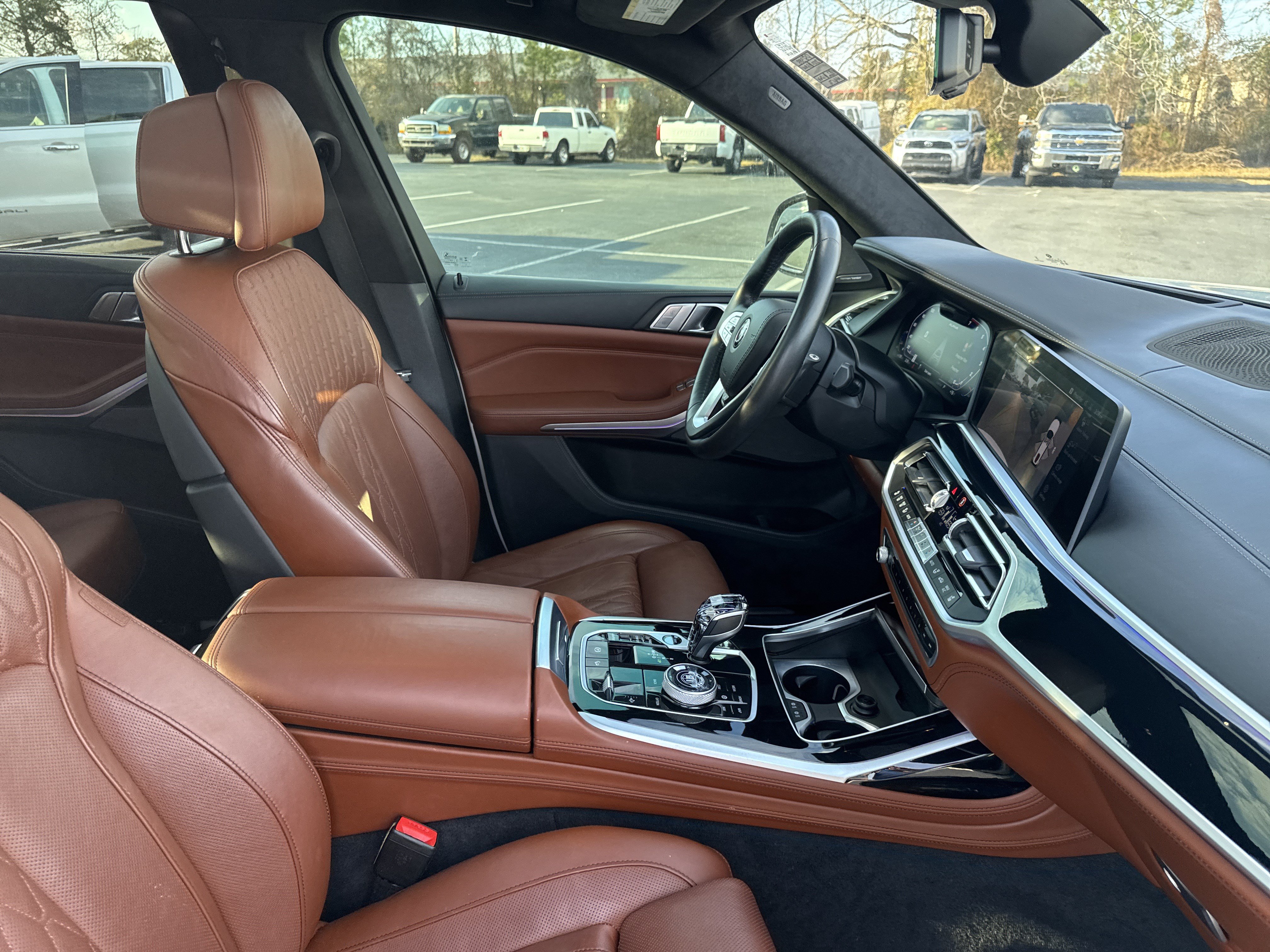 Used 2022 BMW ALPINA XB7 AWD/4WD image 39