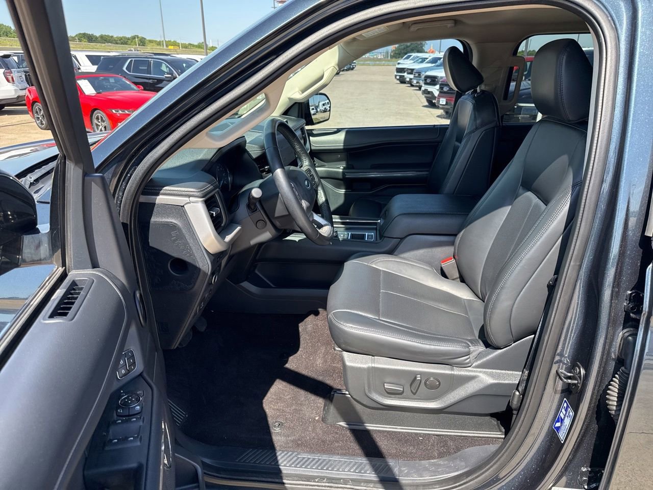 Used 2022 Ford Expedition XLT RWD image 20
