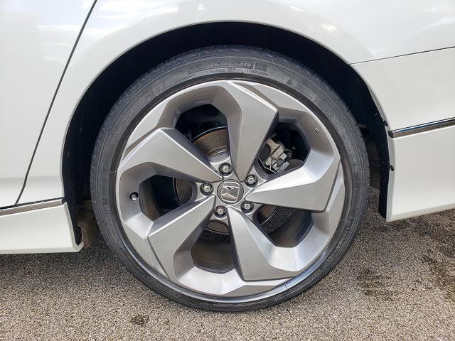 Used 2020 Honda Accord Touring image 26