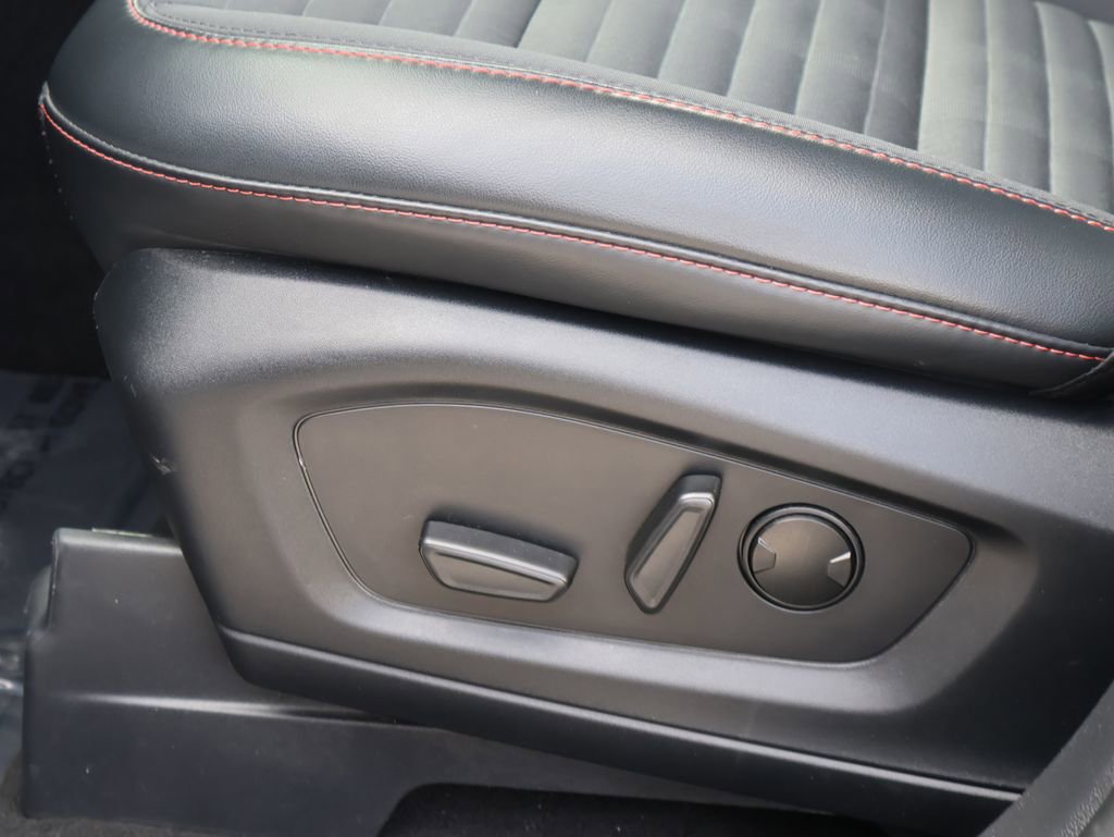 Certified 2025 Ford Explorer ST-Line w/ ST-Line Street Pack image 26