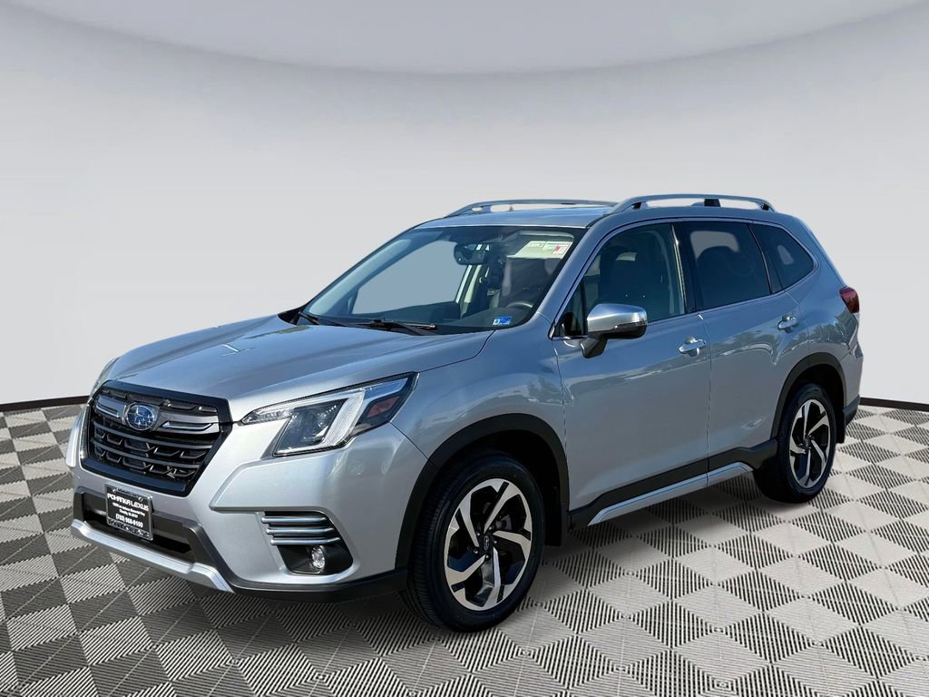 Used 2023 Subaru Forester Touring w/ Popular Package #2 AWD/4WD image 5