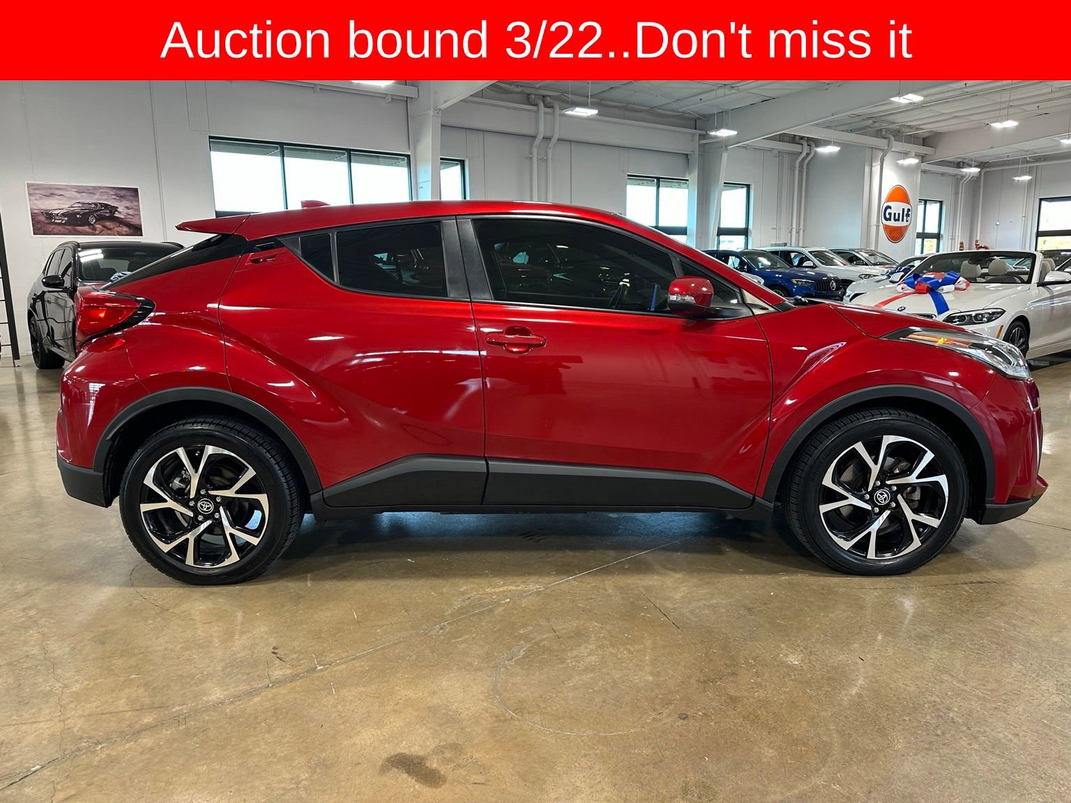 Used 2020 Toyota C-HR XLE image 8