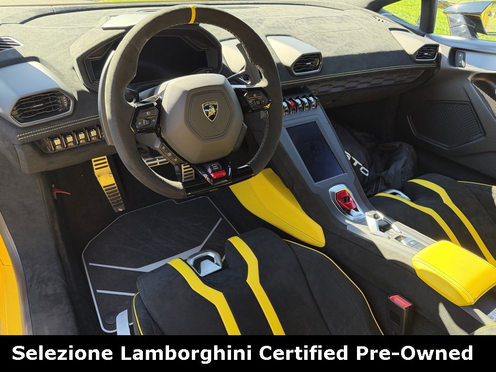 Used 2023 Lamborghini Huracan STO image 28