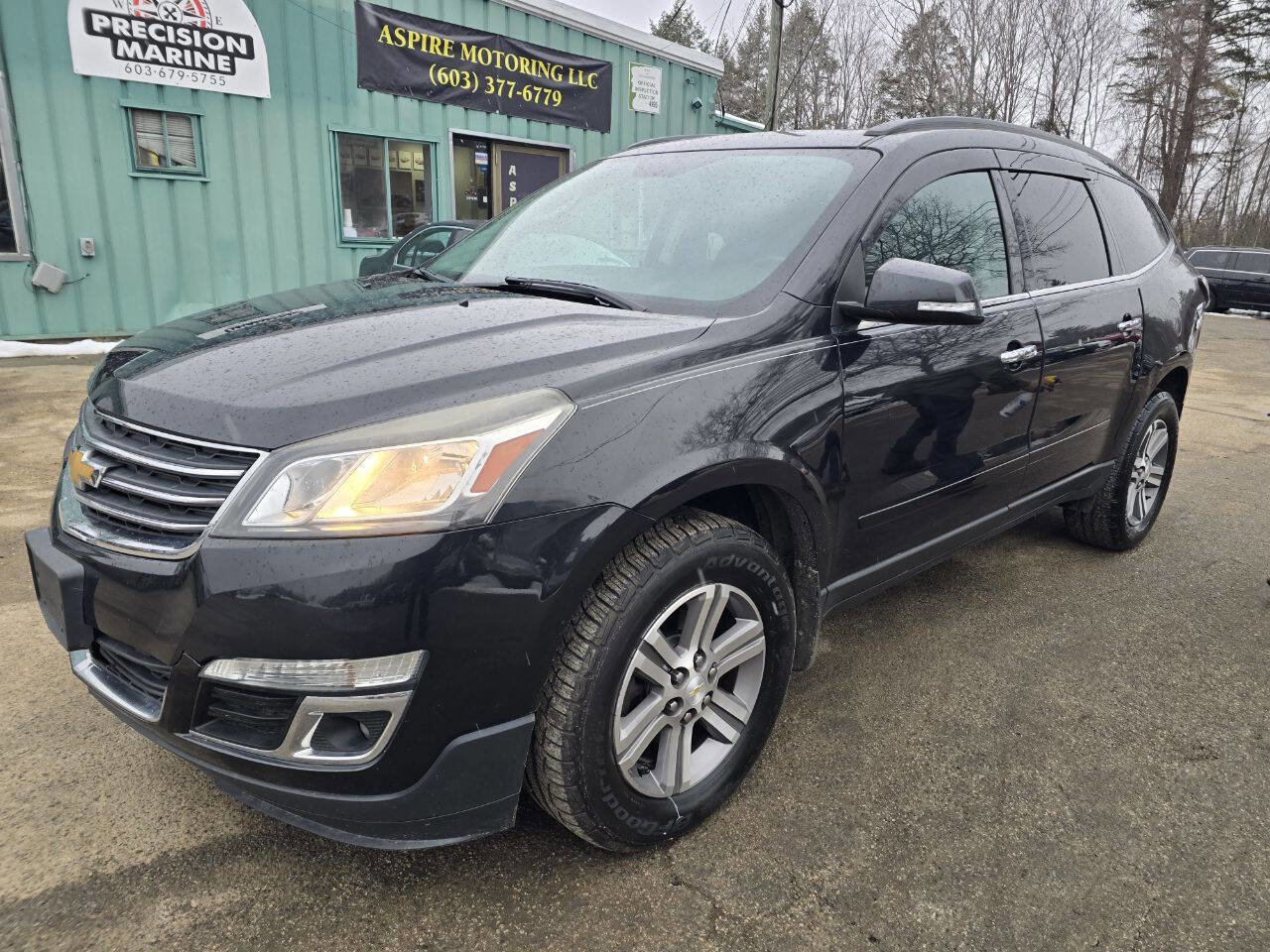 Used 2015 Chevrolet Traverse LT image 3