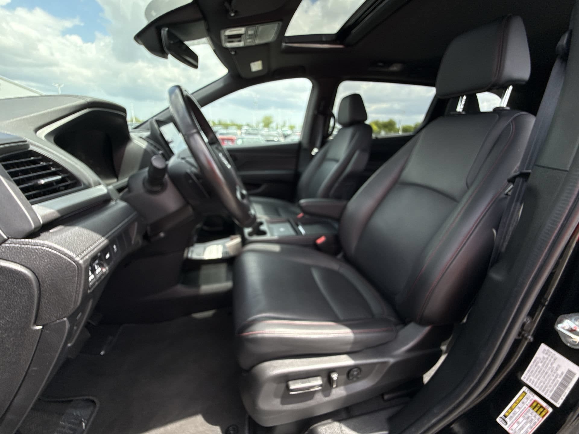 Used 2025 Honda Odyssey Sport-L image 13