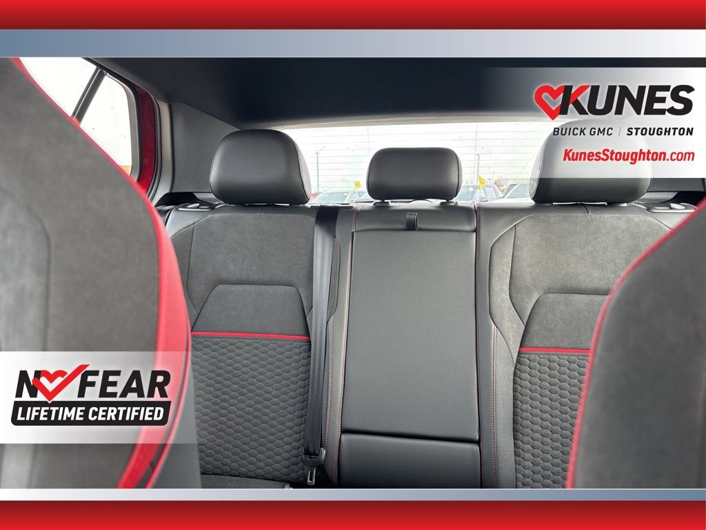 Used 2025 Volkswagen GTI SE image 34