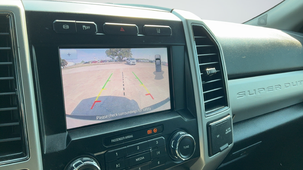 Used 2020 Ford F250 Lariat w/ Lariat Value Package AWD/4WD image 12
