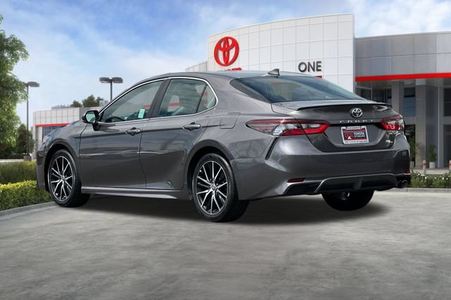 Certified 2024 Toyota Camry SE FWD image 7