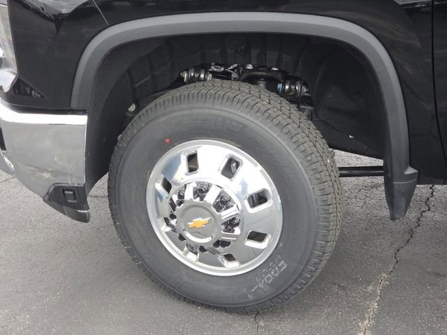 New 2026 Chevrolet Silverado 3500 LT image 23