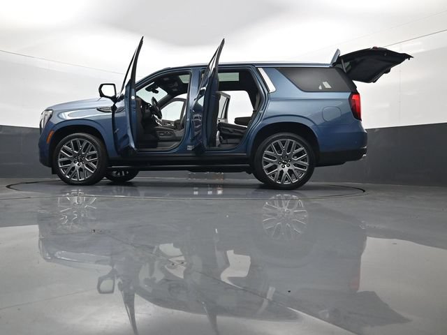Certified 2025 GMC Yukon Denali Ultimate AWD/4WD image 35