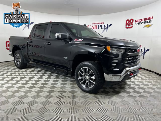 Used 2022 Chevrolet Silverado 1500 LT w/ Z71 Off-Road Package AWD/4WD image 1