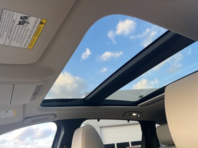 Certified 2025 MAZDA CX-70 Plug-In Hybrid w/ Premium Pkg image 30