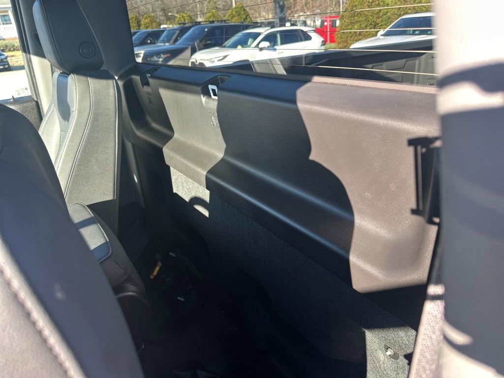 Used 2022 Chevrolet Silverado 1500 W/T w/ WT Value Package image 10