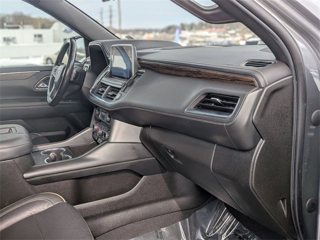 Used 2021 Chevrolet Suburban Premier w/ Premium Package image 41