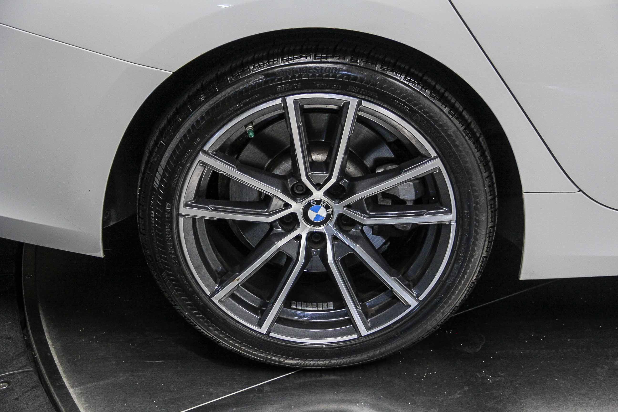 Used 2021 BMW 330i Sedan w/ Convenience Package image 8