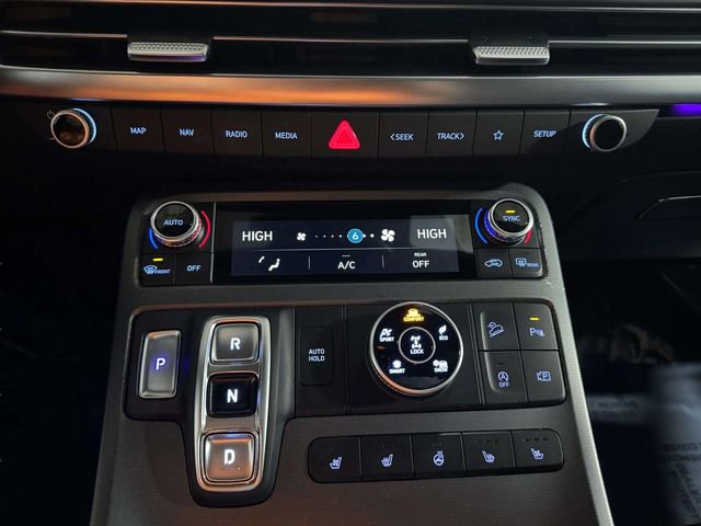Used 2024 Hyundai Palisade Calligraphy image 25
