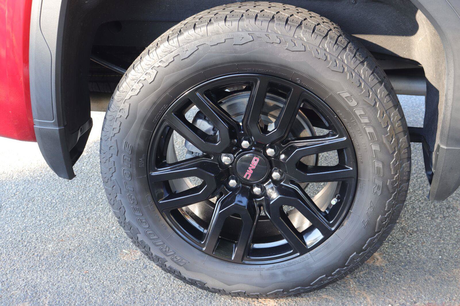 Used 2024 GMC Sierra 1500 Elevation w/ Preferred Package AWD/4WD image 34
