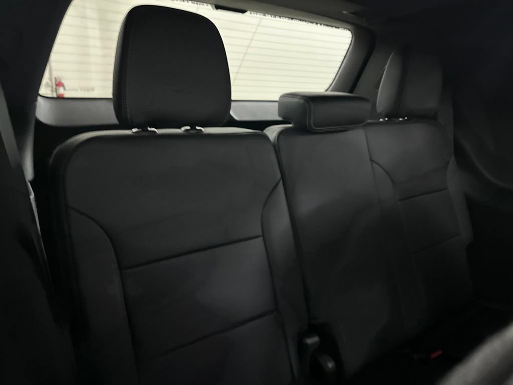 New 2027 Buick Enclave Preferred w/ Power Package AWD/4WD image 31