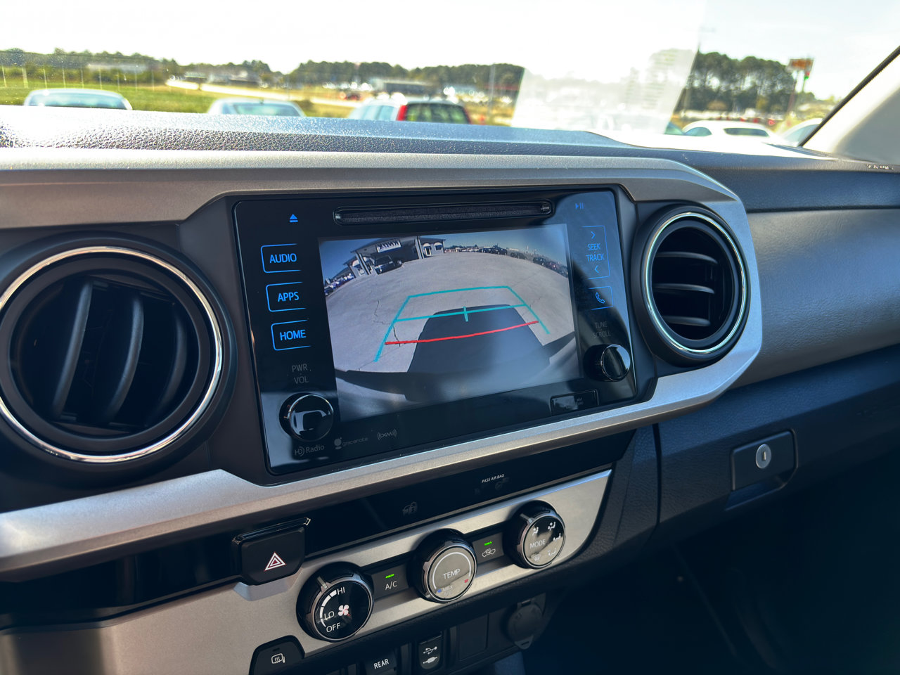Used 2018 Toyota Tacoma SR5 image 17