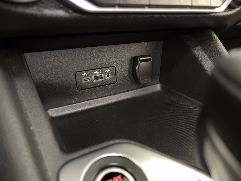 Used 2020 Nissan Sentra SV FWD image 29