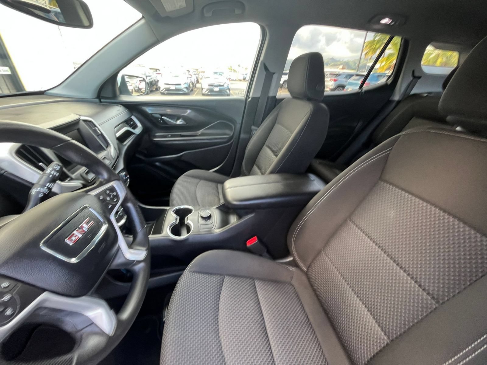 Used 2024 GMC Terrain SLE FWD image 24