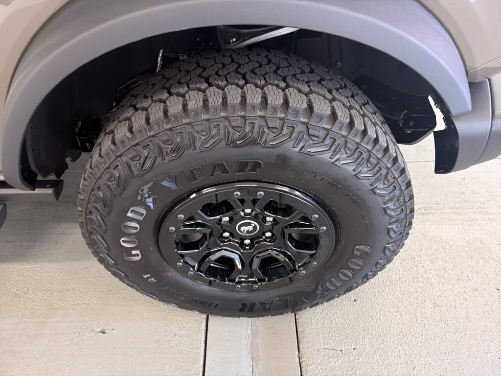 New 2026 Ford Bronco Badlands AWD/4WD image 5