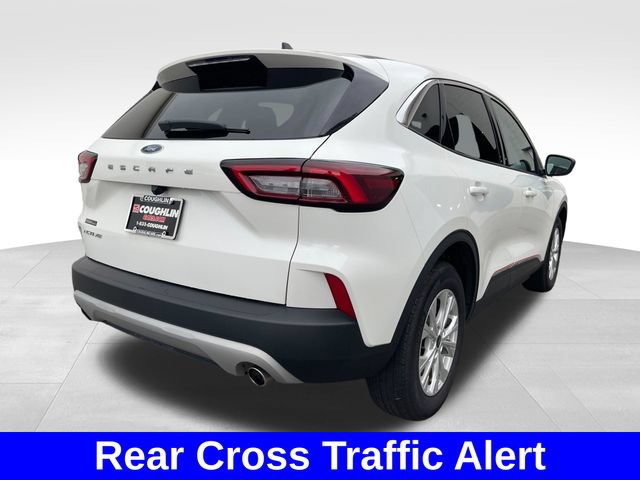 Used 2023 Ford Escape Active w/ Cold Weather Package FWD image 5