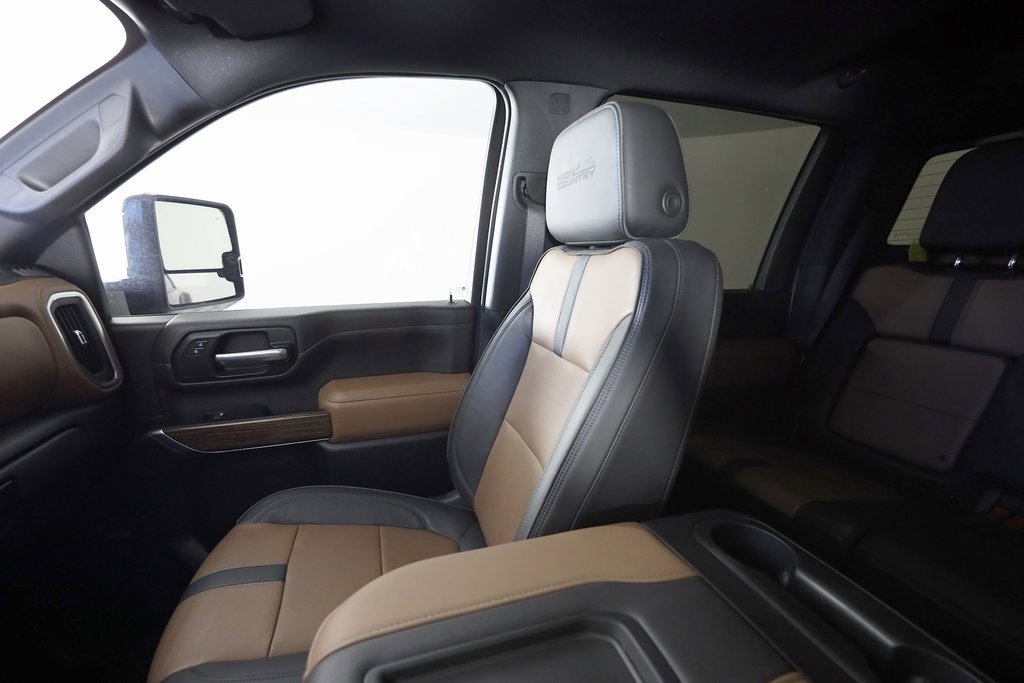 Used 2022 Chevrolet Silverado 3500 High Country w/ LPO, Hitch Package image 33