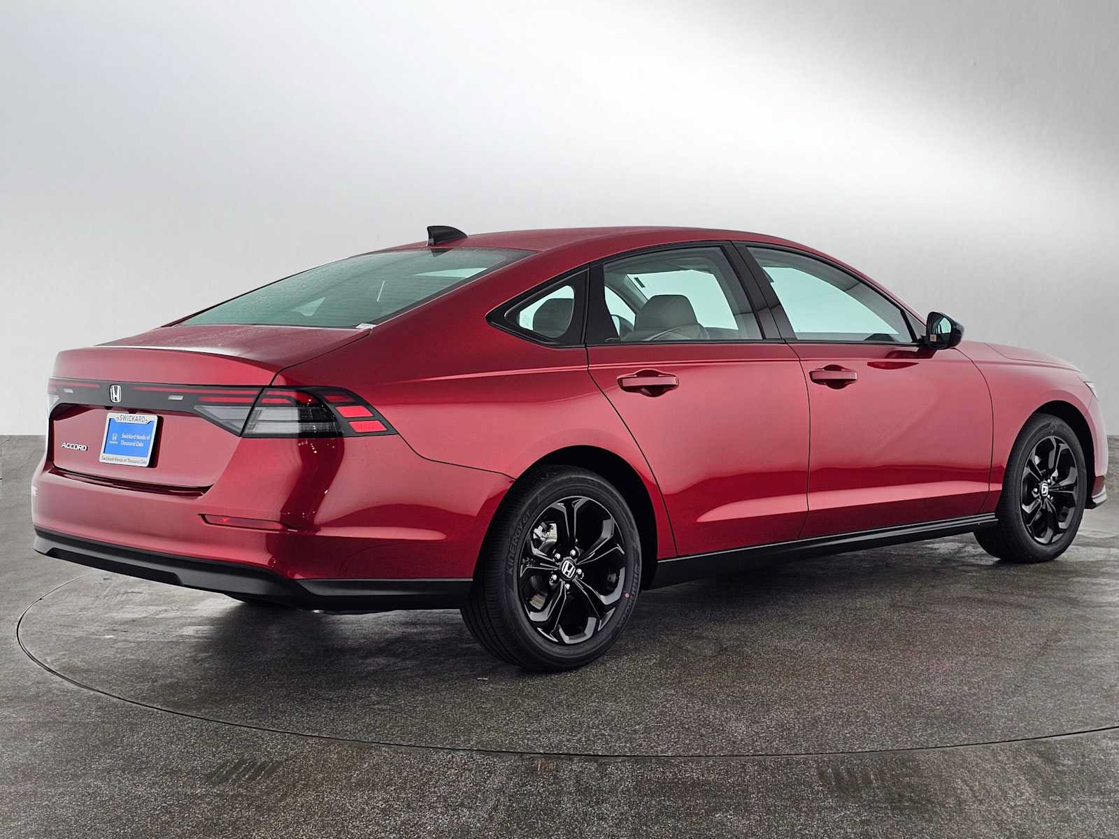 Used 2025 Honda Accord SE image 3