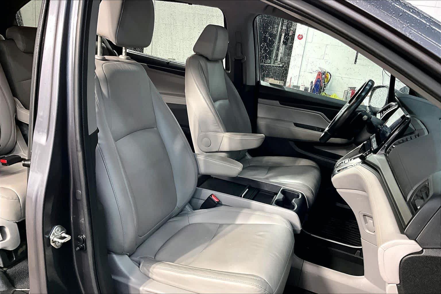 Used 2018 Honda Odyssey EX-L image 9