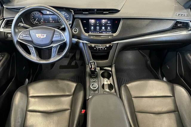 Certified 2023 Cadillac XT5 Premium Luxury w/ LPO, Floor Liner Package AWD/4WD image 13