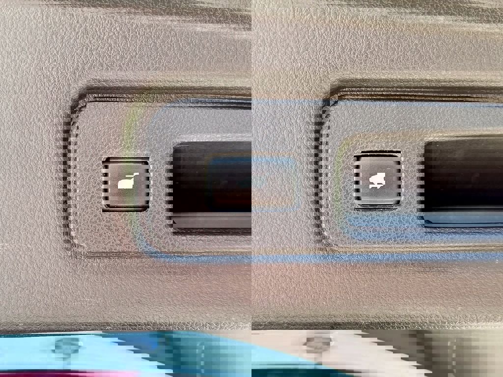 Used 2016 Acura RDX AWD w/ Advance Package image 16