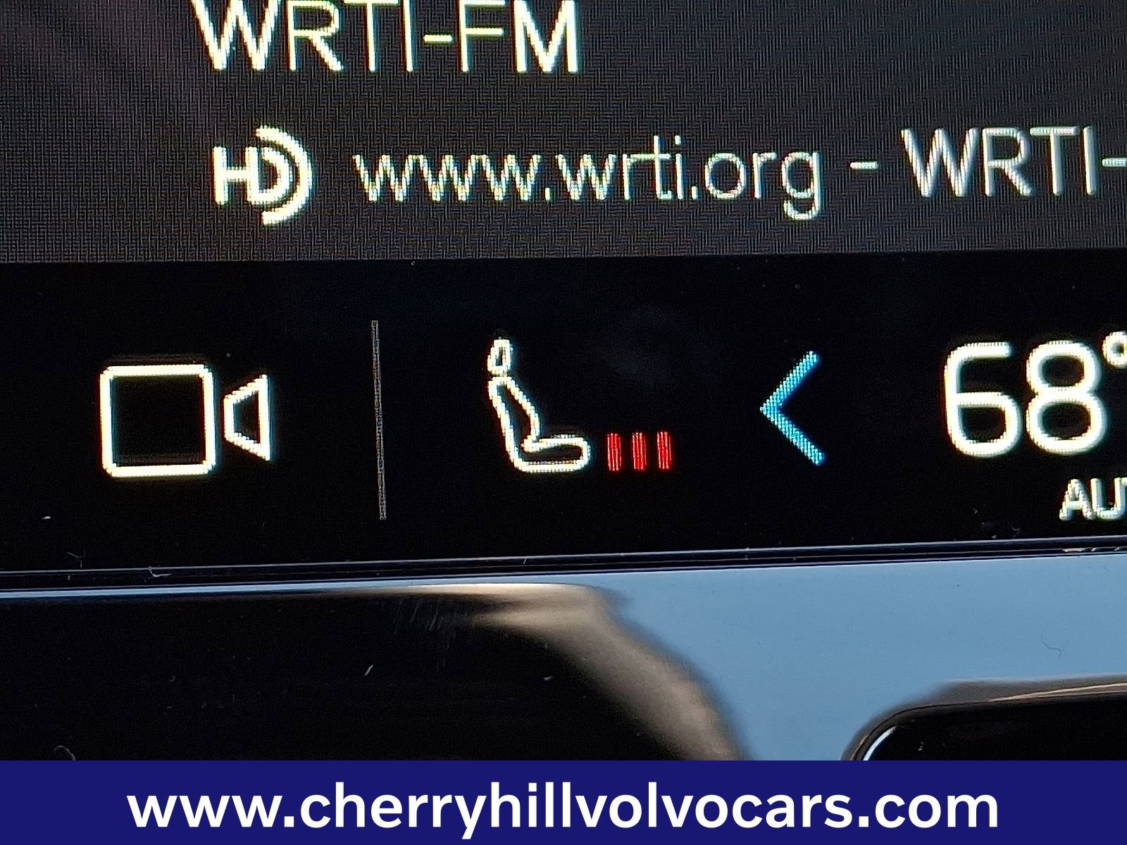 Certified 2025 Volvo XC60 B5 Plus image 26