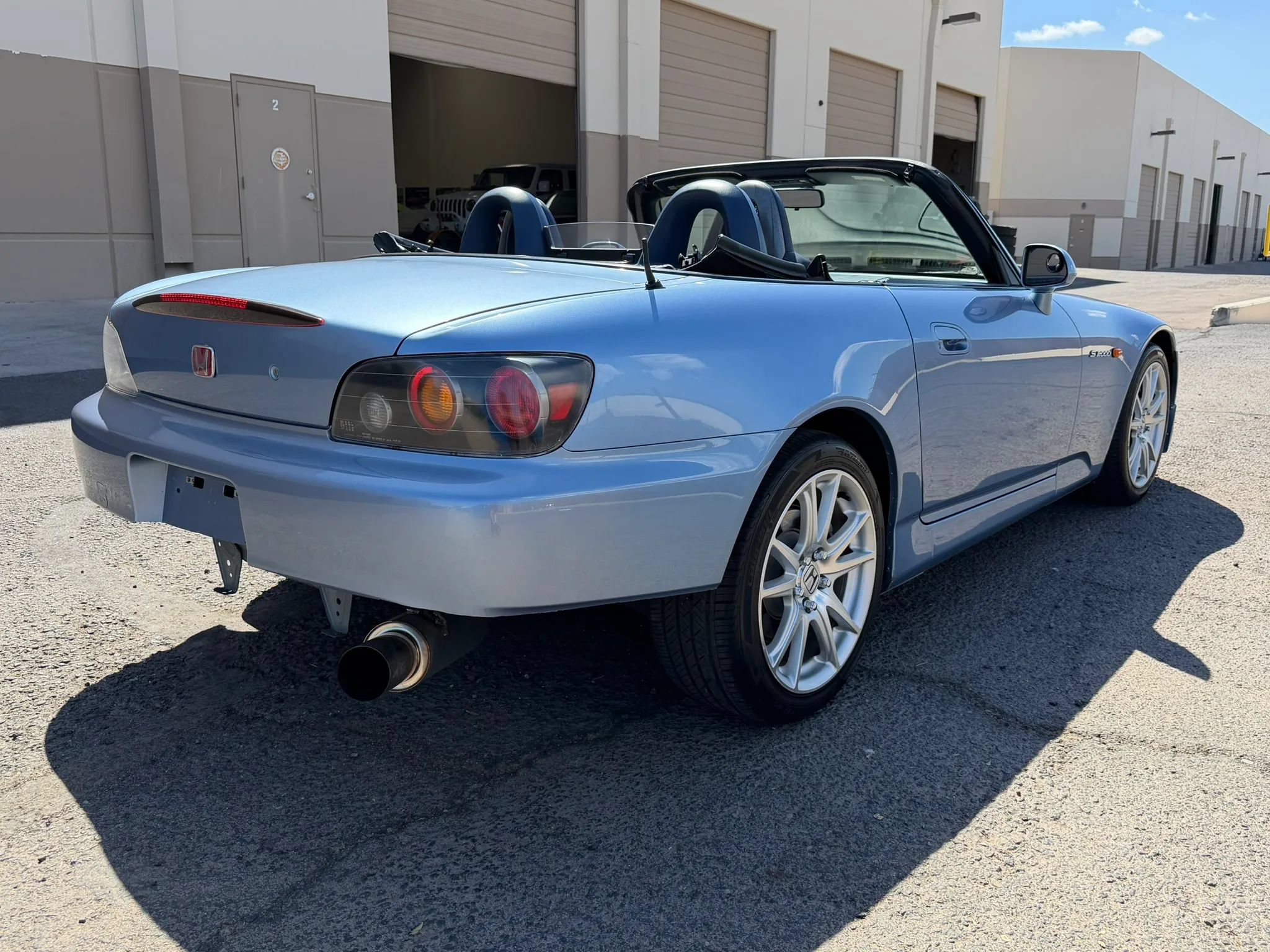 Used 2004 Honda S2000 image 9