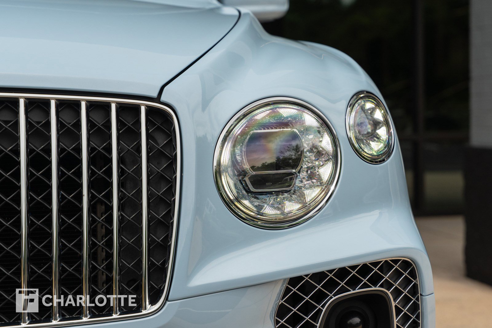 Used 2023 Bentley Bentayga Extended Wheelbase image 6