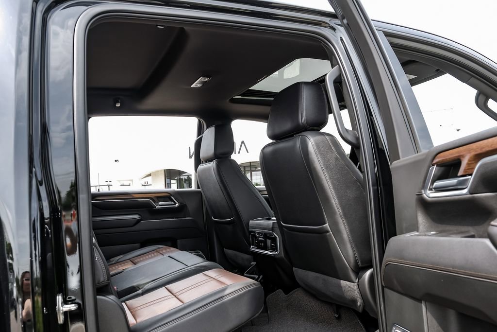 Used 2024 Chevrolet Silverado 2500 High Country w/ High Country Premium Package image 48