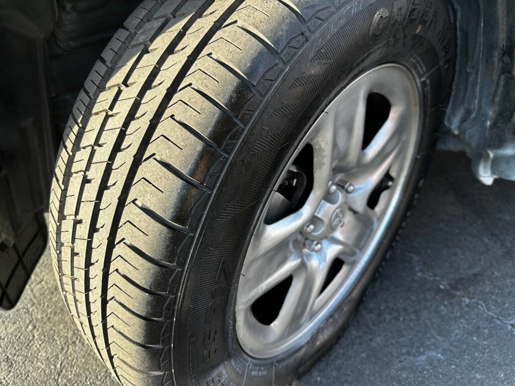 Used 2011 Toyota RAV4 2WD image 19