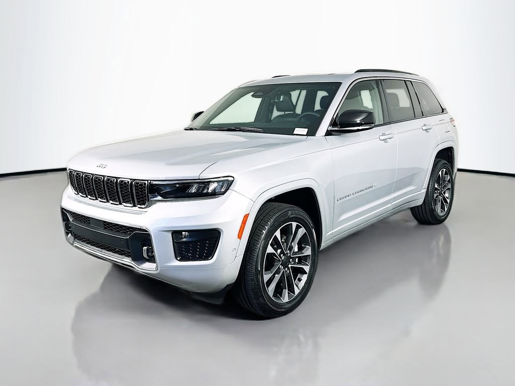 New 2025 Jeep Grand Cherokee Overland w/ Luxury Tech Group IV image 3