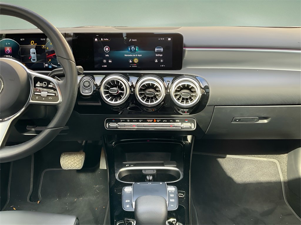 Used 2022 Mercedes-Benz A 220 4MATIC image 21