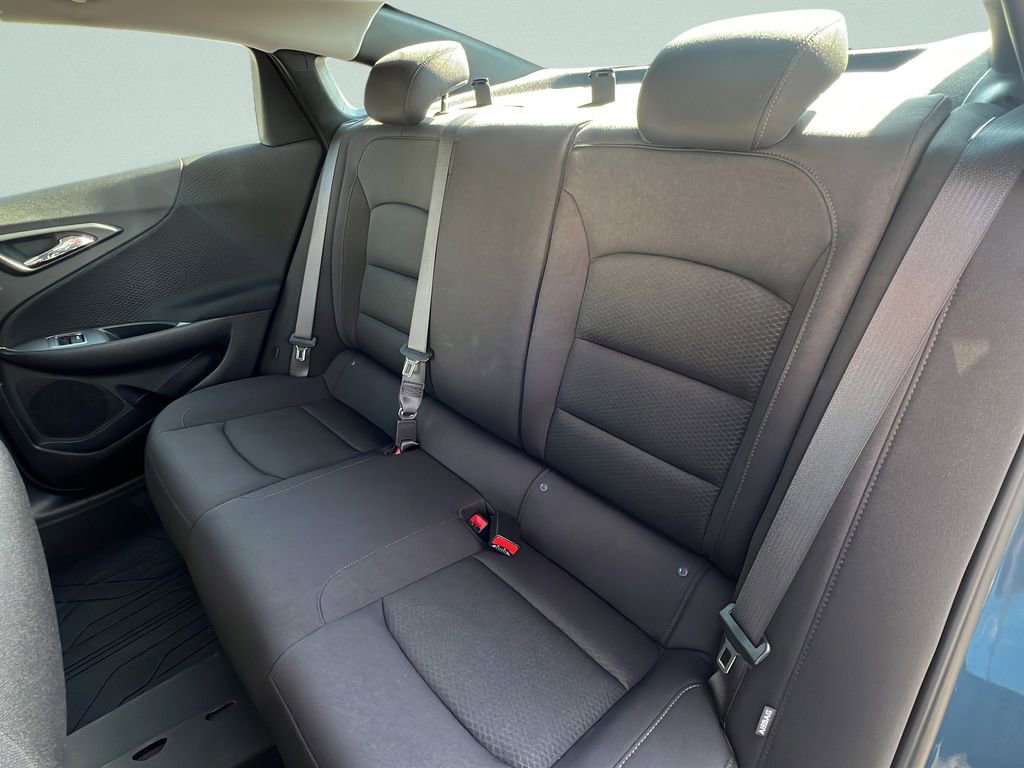 Used 2024 Chevrolet Malibu RS FWD image 9