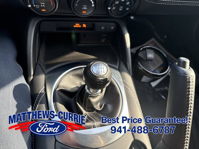 Used 2024 MAZDA MX-5 Miata Club RWD image 17