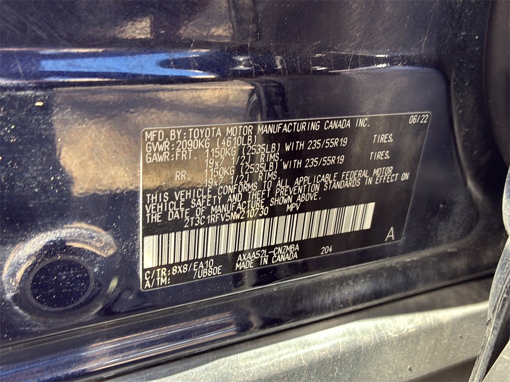 Used 2022 Toyota RAV4 XLE Premium image 41