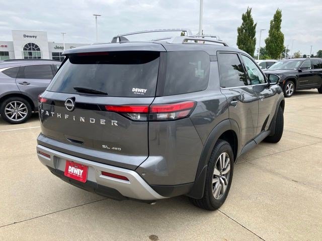 Used 2025 Nissan Pathfinder SL AWD/4WD image 6