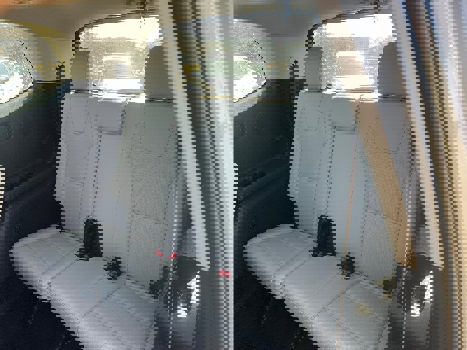 Used 2025 Kia Telluride SX w/ SX Captain's Chair Package image 21